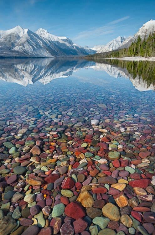 Jazero McDonald (Montana, Glacier National Park) USA